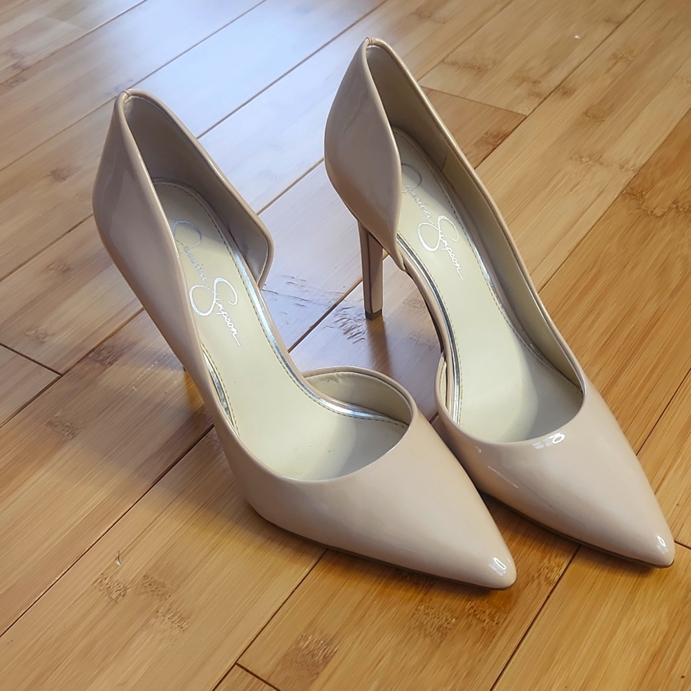 Jessica Simpson nude patent leather high heel 8.5